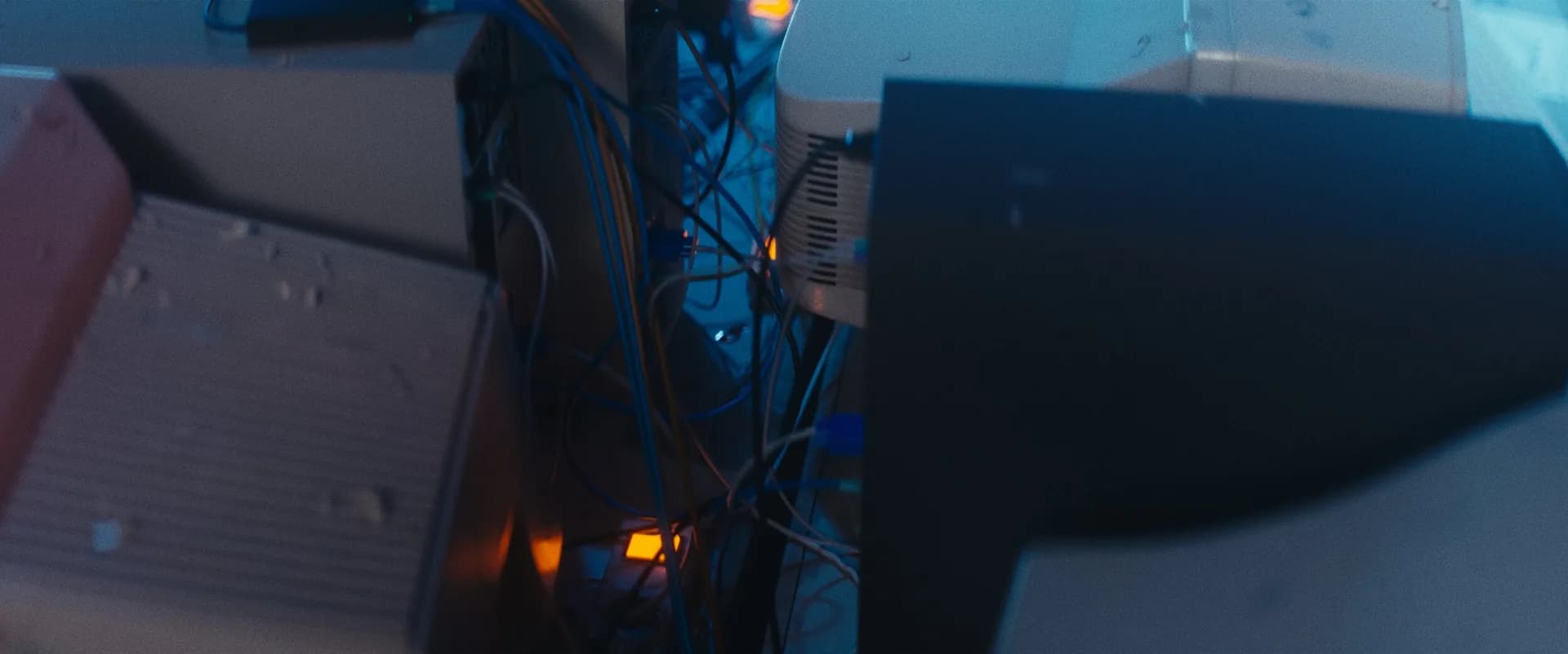 2003_Vid-Frames__1.3.1.jpg