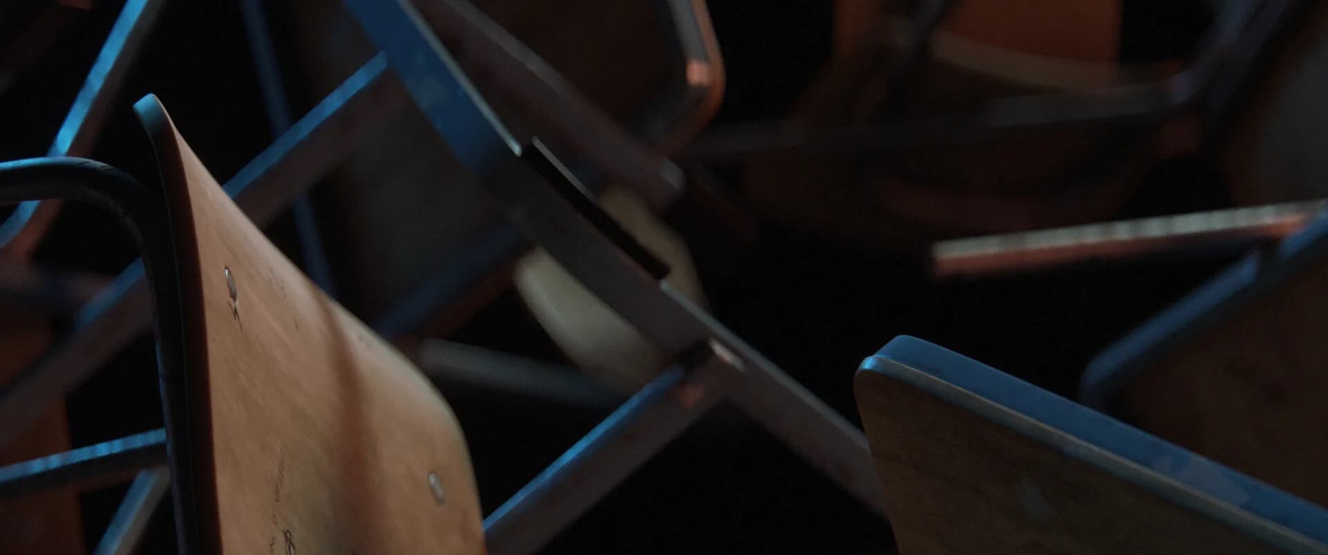 2003_chairs_07_final-CA_crop_01.jpg